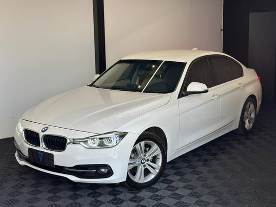 BMW 320i 2.0 GT SPORT 16V TURBO GASOLINA 4P AUTOMÁTICO
